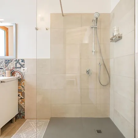 Gasthuis Campidanese 3*